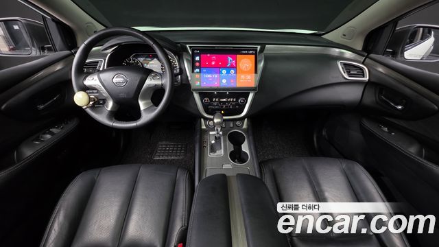 Nissan Murano — interior