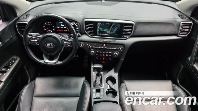 Kia Sportage — interior