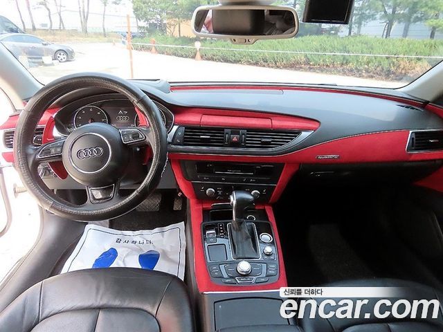 Audi A7 — interior