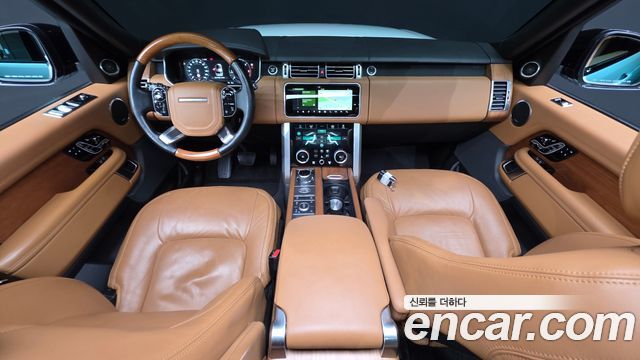 Land Rover Range Rover — interior