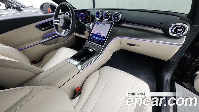 Mercedes-Benz CLE-Class — interior