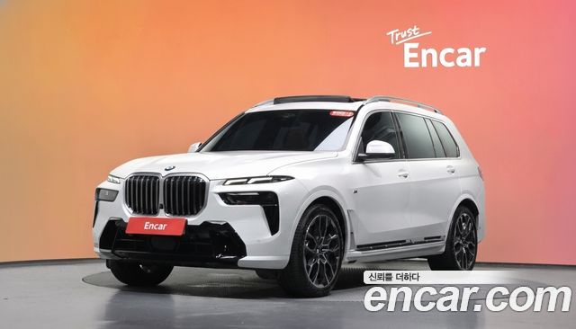 BMW X7 — exterior