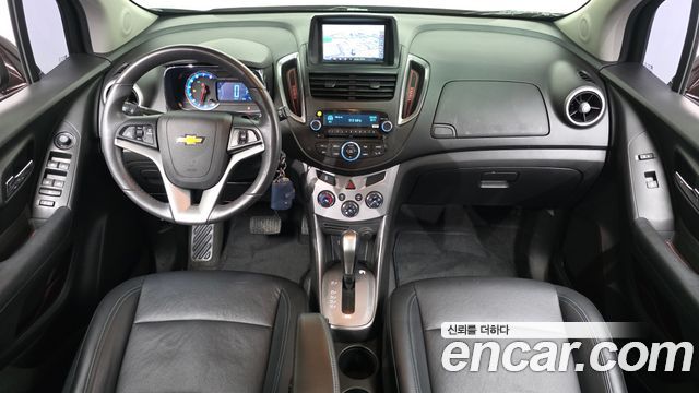 Chevrolet Korea Trax — interior