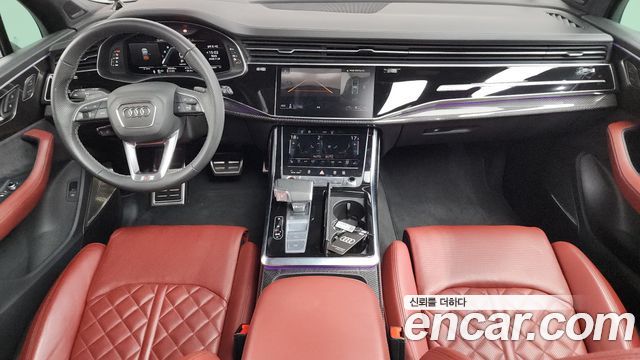 Audi SQ7 — interior