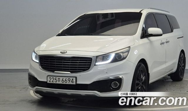 Kia Carnival — exterior
