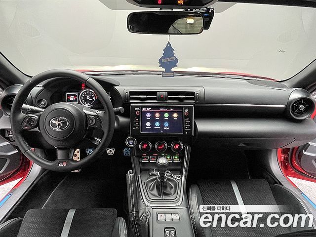 Toyota 86 — interior