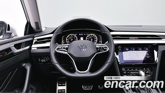 Volkswagen Arteon — interior