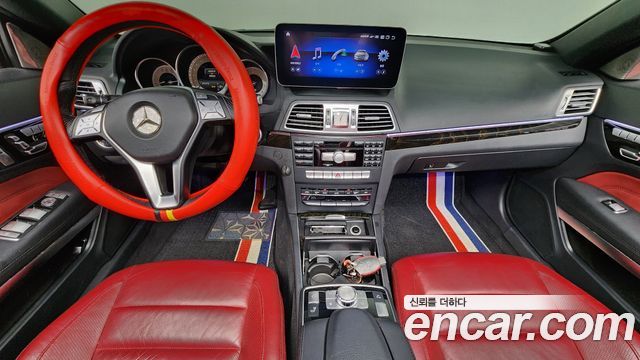 Mercedes-Benz E-Class — interior