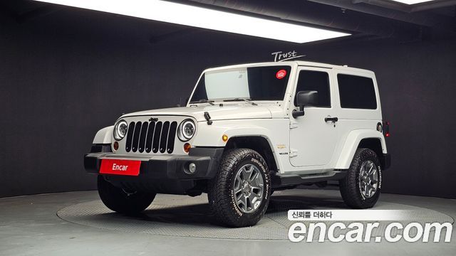 Jeep Wrangler — exterior