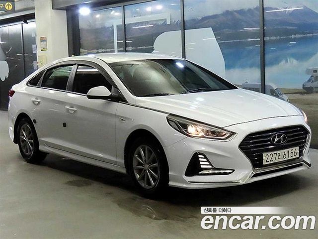 Hyundai Sonata — exterior