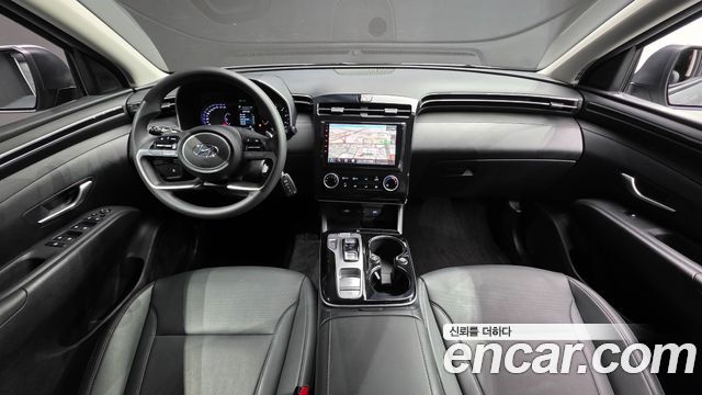Hyundai Tucson — interior