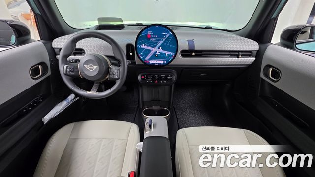 MINI Cooper — interior