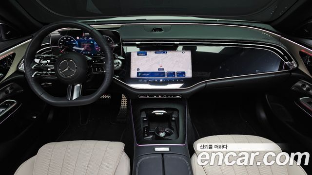 Mercedes-Benz E-Class — interior