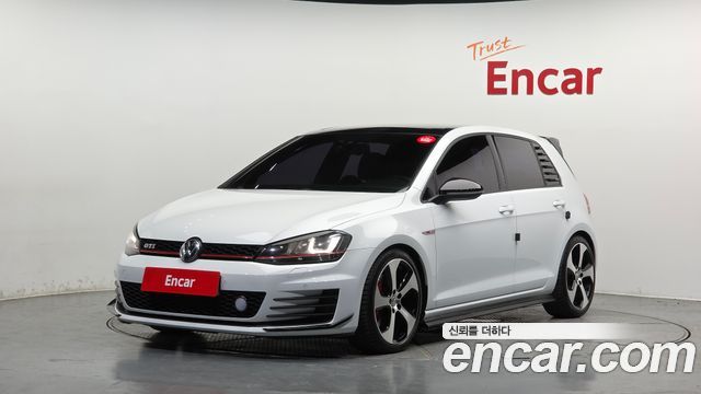 Volkswagen Golf — exterior