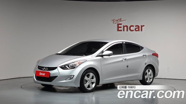 Hyundai Avante — exterior