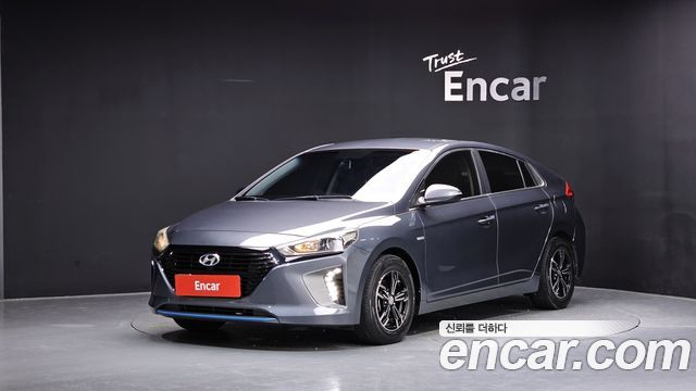 Hyundai Ioniq — exterior