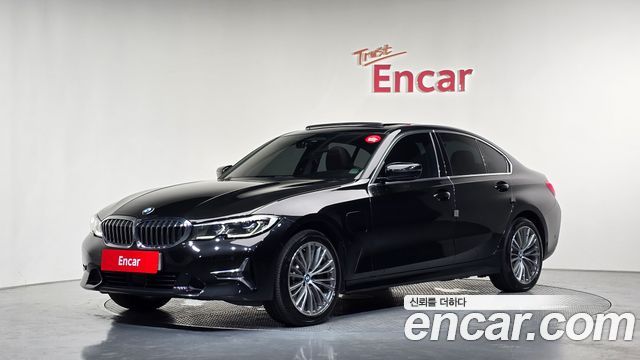 BMW 3 Series — exterior