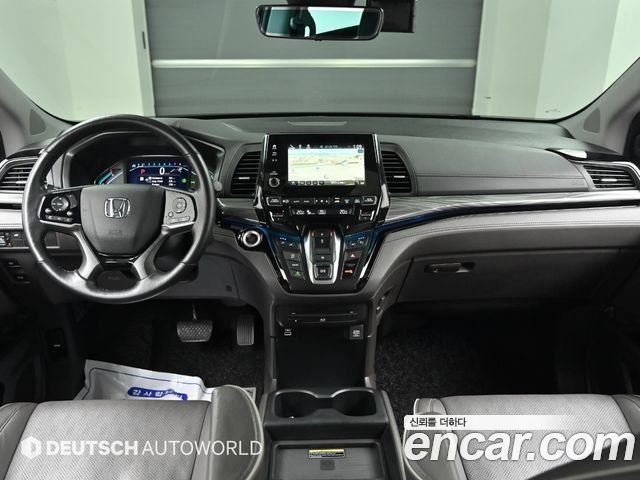 Honda Odyssey — interior