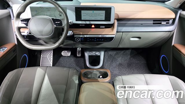 Hyundai IONIQ 5 — interior