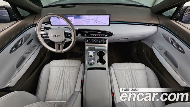 Genesis GV70 — interior