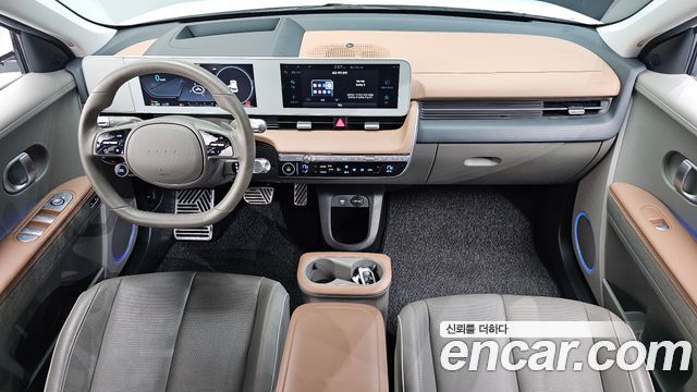 Hyundai IONIQ 5 — interior