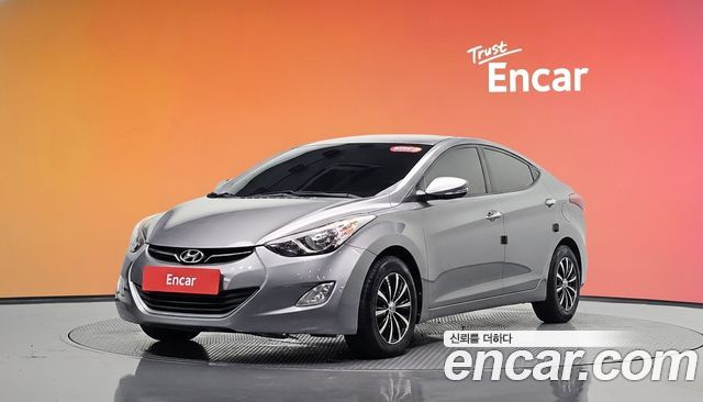 Hyundai Avante — exterior