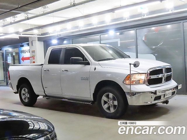 Dodge Ram Pickup — exterior