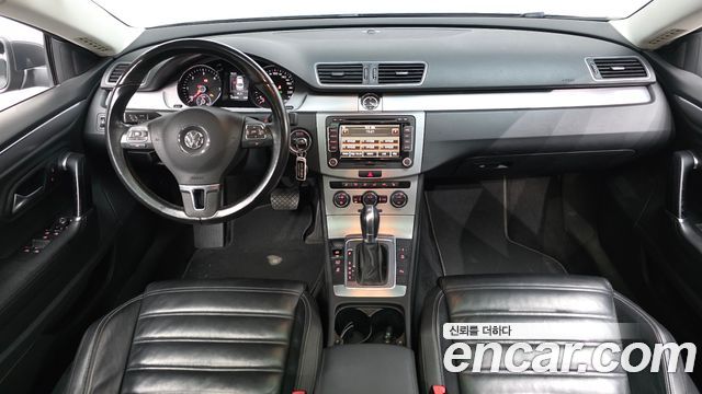 Volkswagen CC — interior