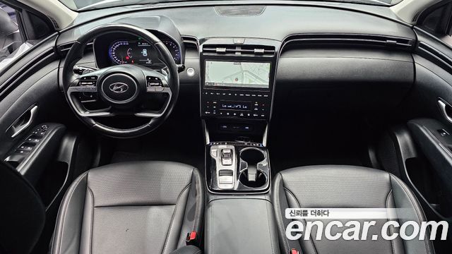 Hyundai Tucson — interior