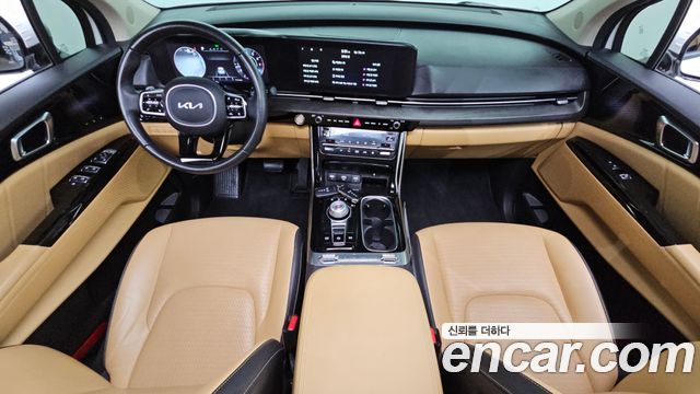 Kia Carnival — interior