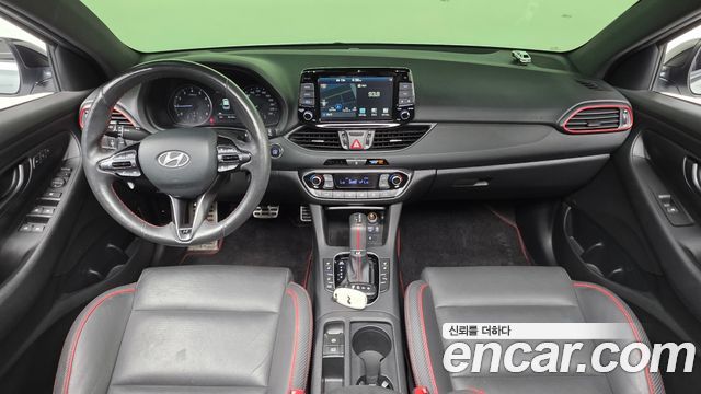 Hyundai i30 — interior