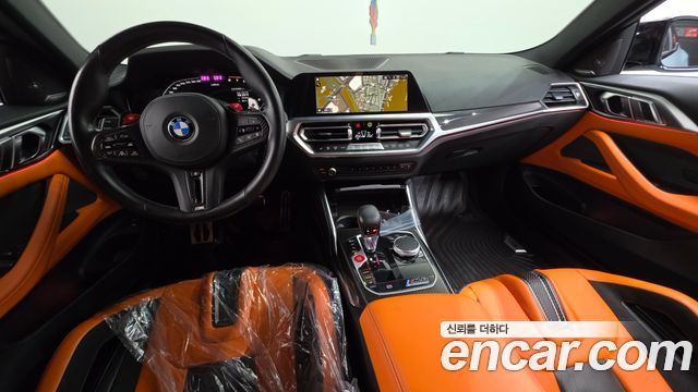 BMW M4 — interior
