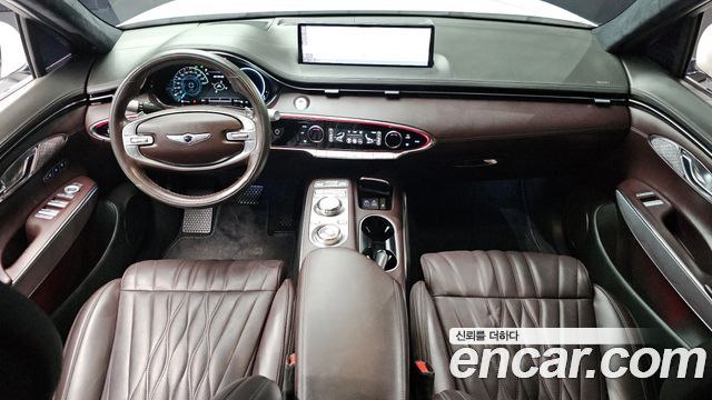 Genesis GV70 — interior