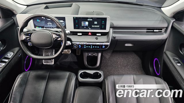 Hyundai IONIQ 5 — interior