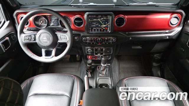 Jeep Gladiator — interior
