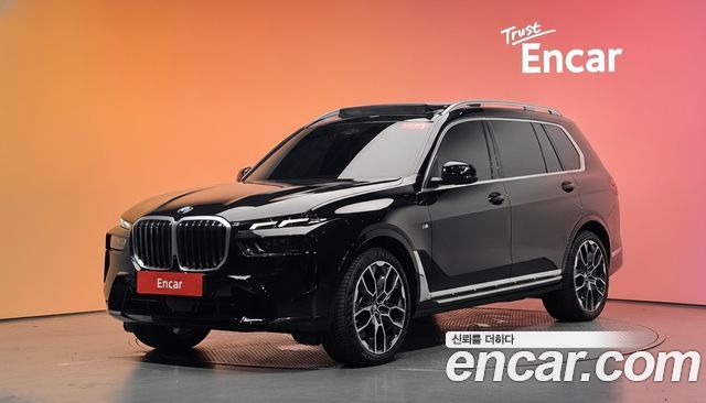 BMW X7 — exterior