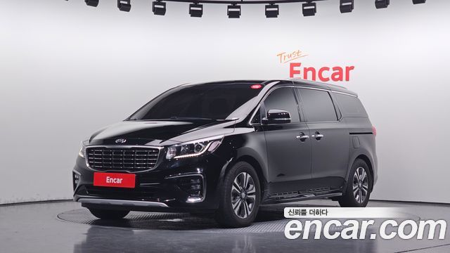 Kia Carnival — exterior