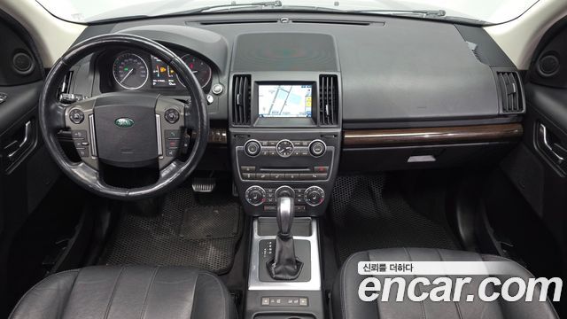 Land Rover Freelander — interior
