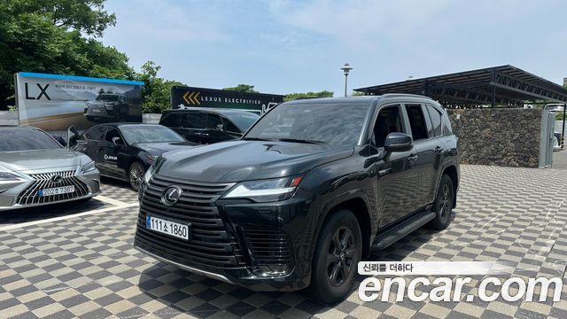 Lexus LX — exterior