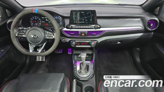 Kia K3 — interior