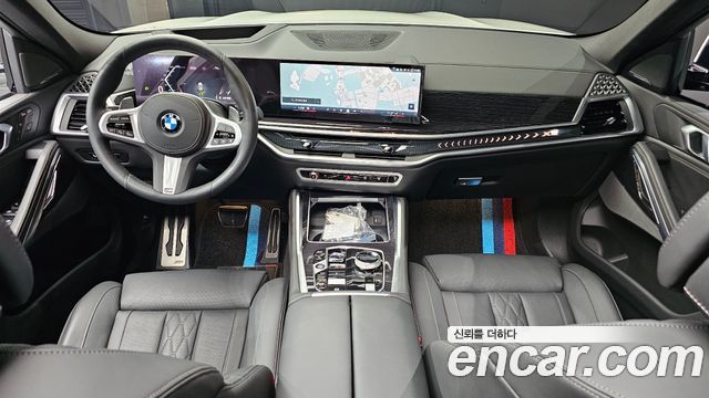 BMW X6 — interior