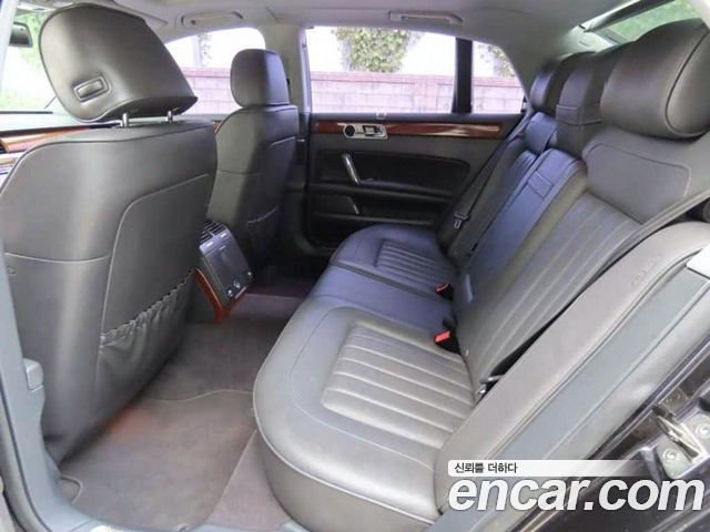 Volkswagen Phaeton — interior