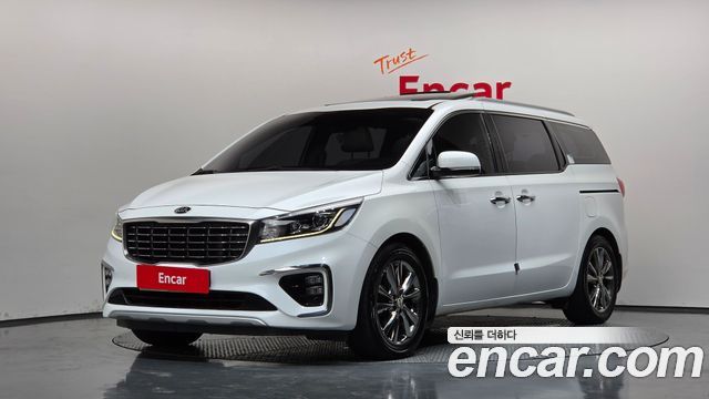 Kia Carnival — exterior