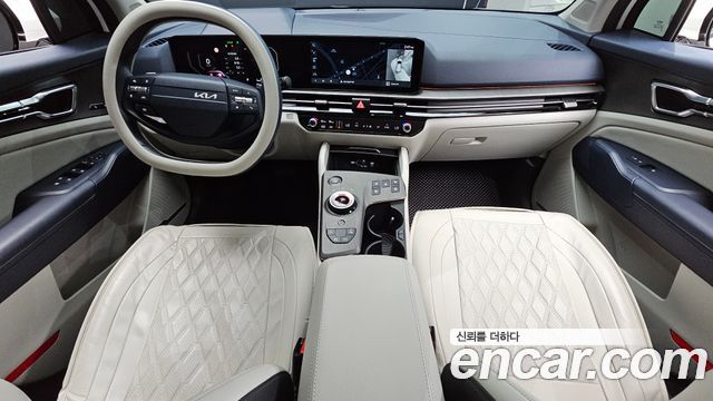 Kia Sportage — interior