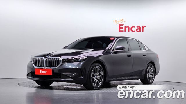 BMW 5 Series — exterior