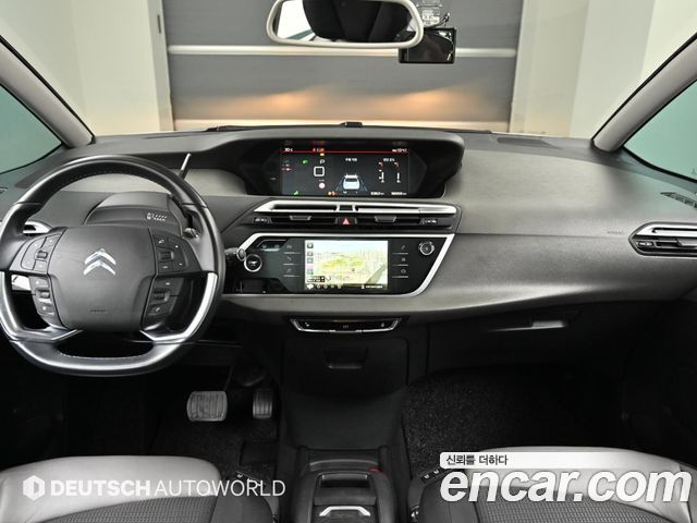 Citroën / DS C4 SpaceTourer — interior