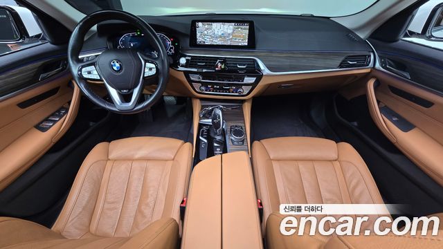 BMW 5 Series — interior