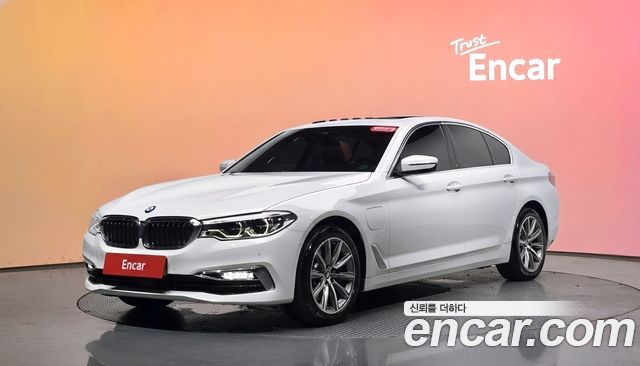 BMW 5 Series — exterior
