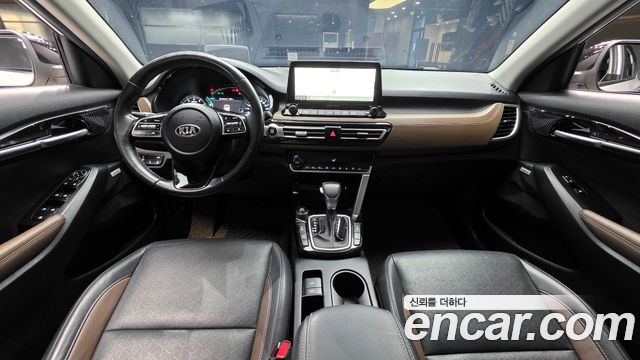 Kia Seltos — interior