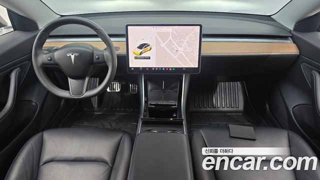 Tesla Model 3 — interior